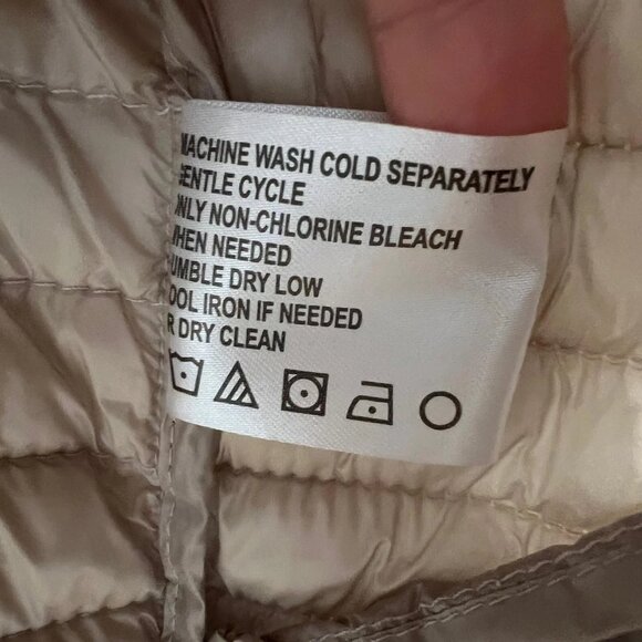 MICHAEL KORS puffer Jacket Woman In Beige With White Details, Gold Hardware.S - Picture 12 of 13